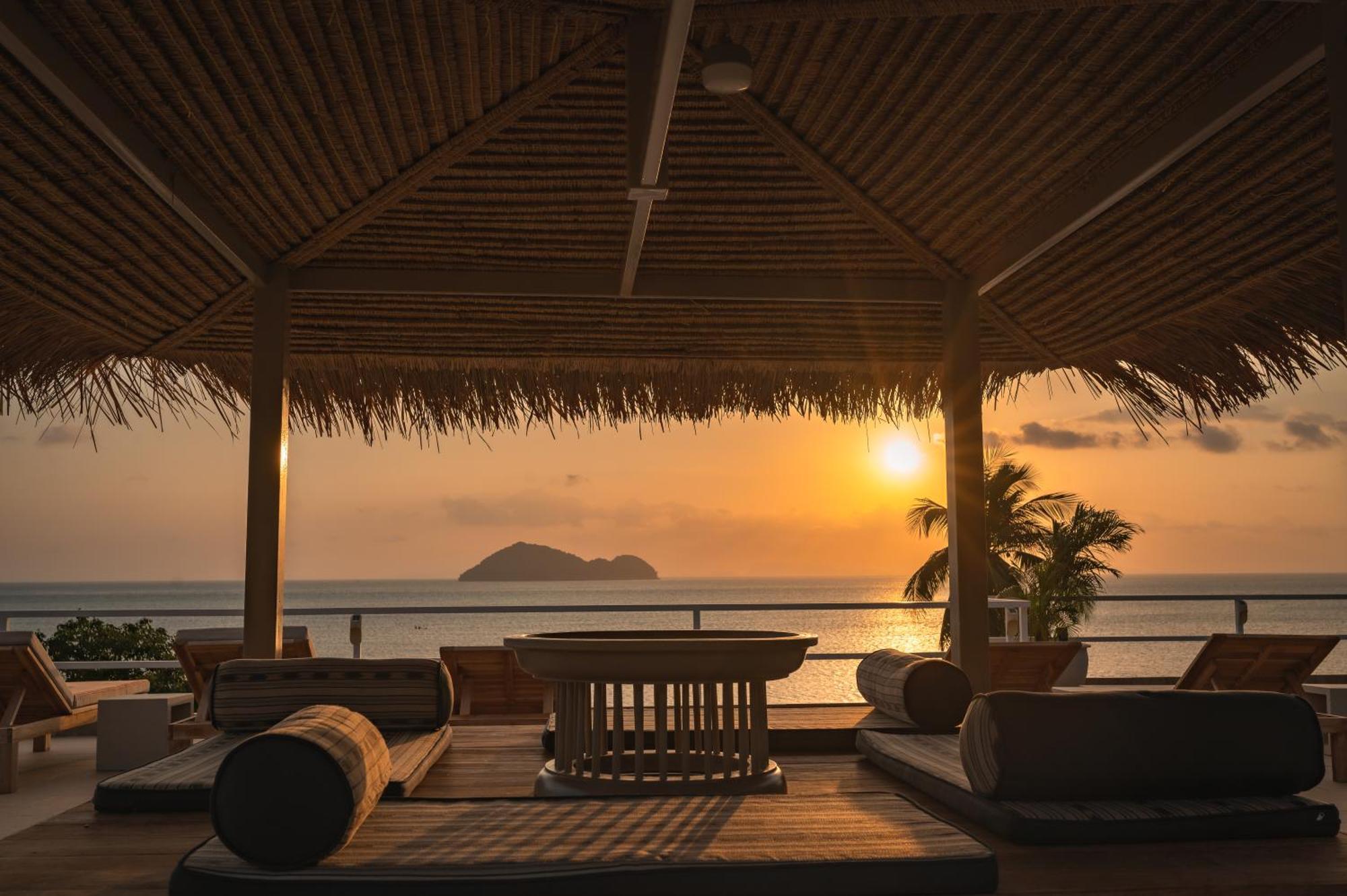 Baan Jai Dee Beach Front Hotel Wok Tum Zewnętrze zdjęcie